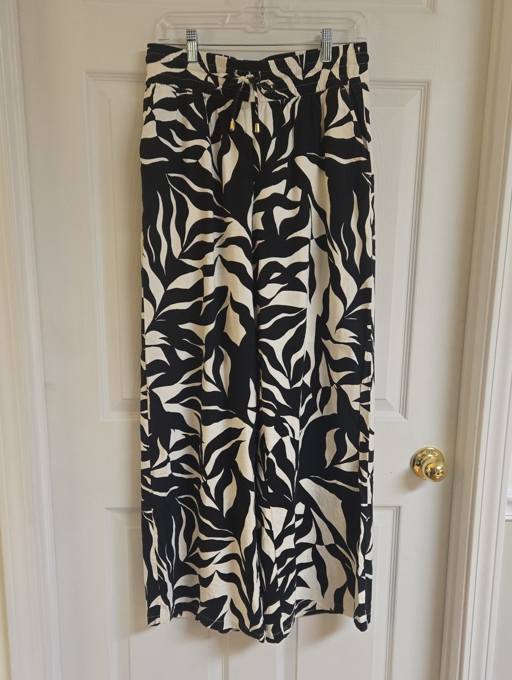 Black and White Print Wide Leg Pants